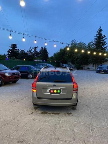Kia  2010, 288,540 km - 1.6 l - Bakı
