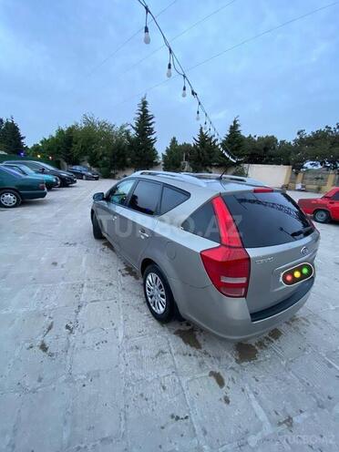 Kia  2010, 288,540 km - 1.6 l - Bakı