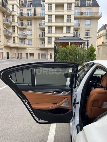 BMW 530-8
