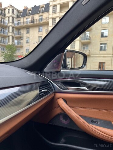 BMW 530-10