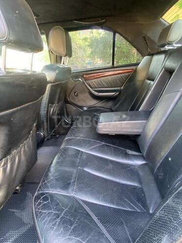 Mercedes C 240 1998, 245,000 km - 2.4 l - Bakı