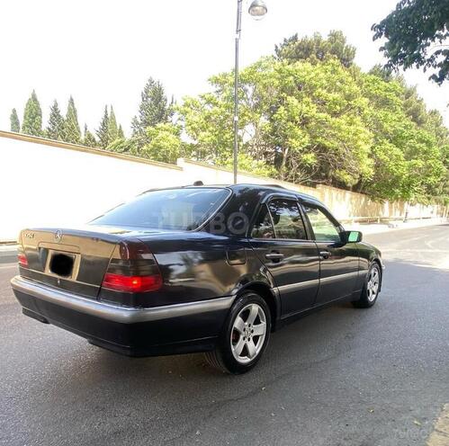 Mercedes C 240 1998, 245,000 km - 2.4 l - Bakı