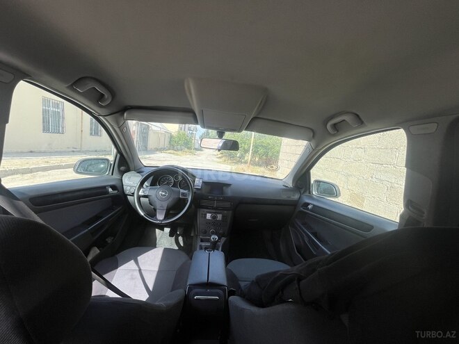 Opel Astra 2004, 260,000 km - 1.4 l - Bakı
