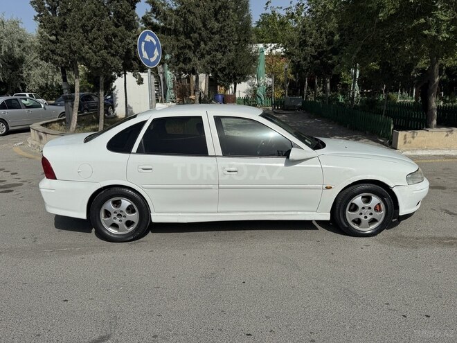 Opel Vectra 1999, 357,000 km - 1.8 л - Sumqayıt