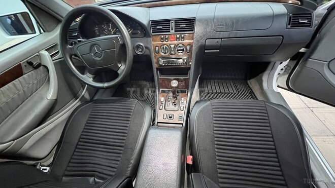 Mercedes C 230 1999, 350,810 km - 2.3 л - Beyləqan