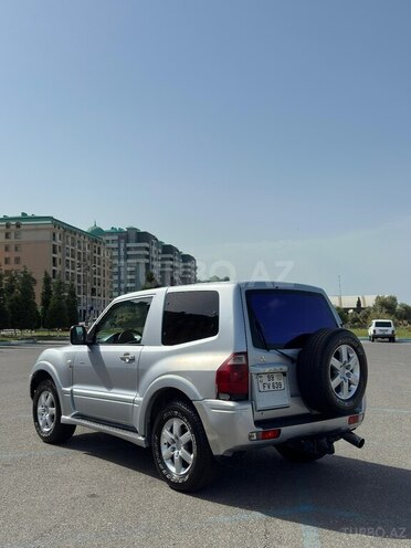 Mitsubishi Pajero 2006, 447,000 km - 3.2 l - Sumqayıt
