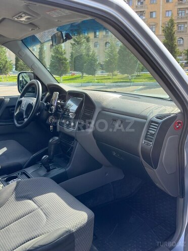 Mitsubishi Pajero 2006, 447,000 km - 3.2 l - Sumqayıt