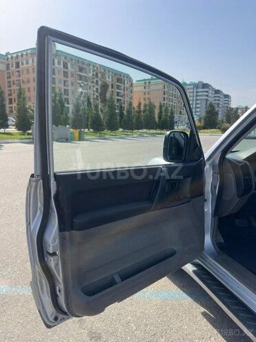 Mitsubishi Pajero 2006, 447,000 km - 3.2 l - Sumqayıt