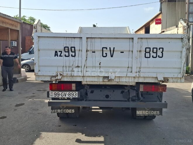 Mercedes Atego 815 1999, 585,599 km - 4.3 л - Bakı