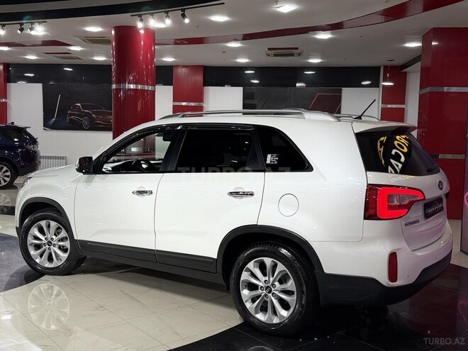Kia Sorento-9