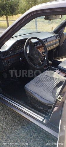 Mercedes E 200 d 1992, 444,444 km - 2.0 l - Masallı