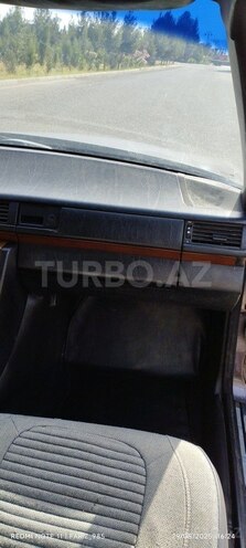 Mercedes E 200 d 1992, 444,444 km - 2.0 l - Masallı