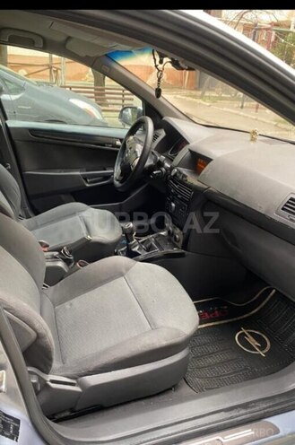Opel Astra 2006, 270,000 km - 1.4 l - Bakı