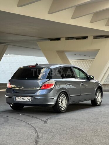 Opel Astra 2006, 270,000 km - 1.4 l - Bakı