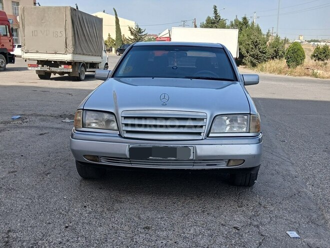 Mercedes C 180 1995, 300,000 km - 1.8 l - Bakı