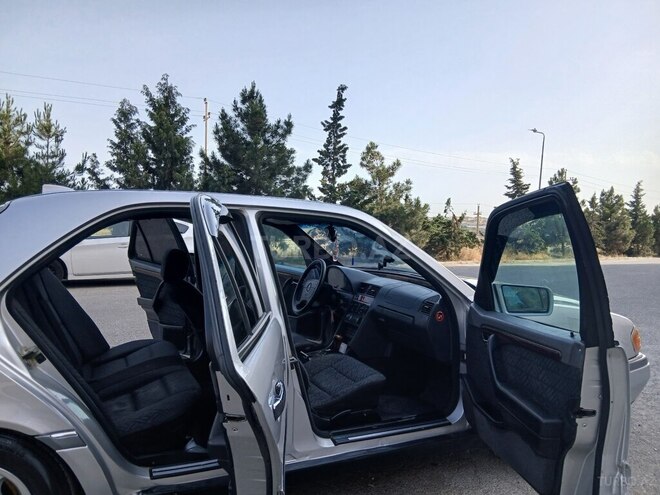 Mercedes C 180 1995, 300,000 km - 1.8 l - Bakı