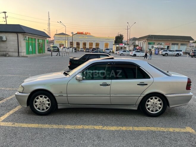 Mercedes C 240 1998, 520,000 km - 2.4 л - Bakı