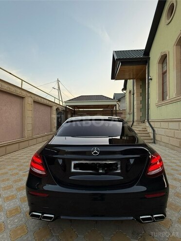 Mercedes E 300 2017, 110,300 km - 2.0 l - Gəncə