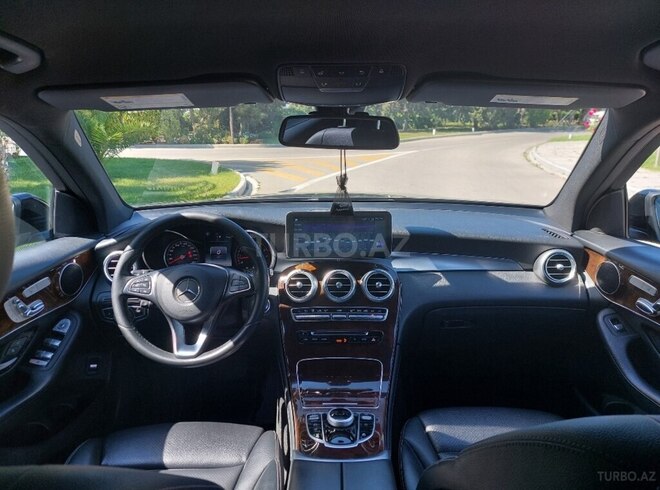 Mercedes GLC 300 4MATIC 2017, 175,000 km - 2.0 l - Bakı