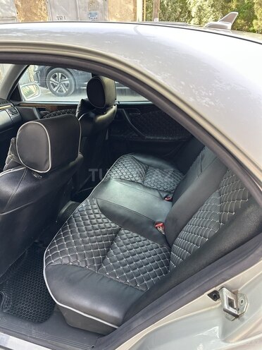 Mercedes E 320 2000, 404,588 km - 3.2 l - Sumqayıt