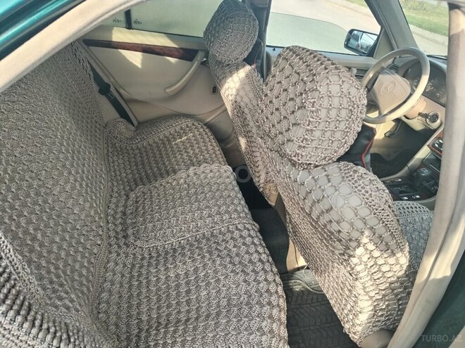 Mercedes C 180 1997, 258,000 km - 1.8 l - Göyçay