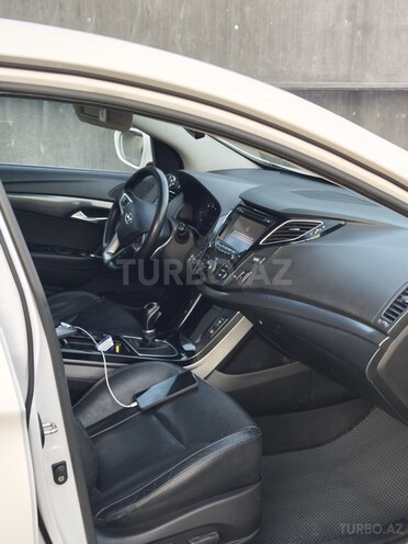 Hyundai i40 2012, 330,000 km - 1.7 l - Bakı