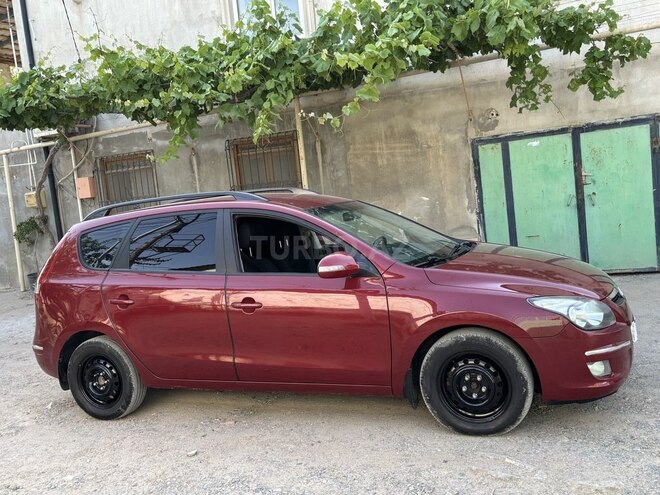 Hyundai i30 2010, 286,440 km - 1.6 l - Bakı