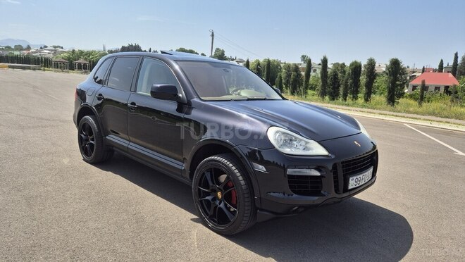 Porsche Cayenne 2009, 240,000 km - 4.8 l - Gəncə