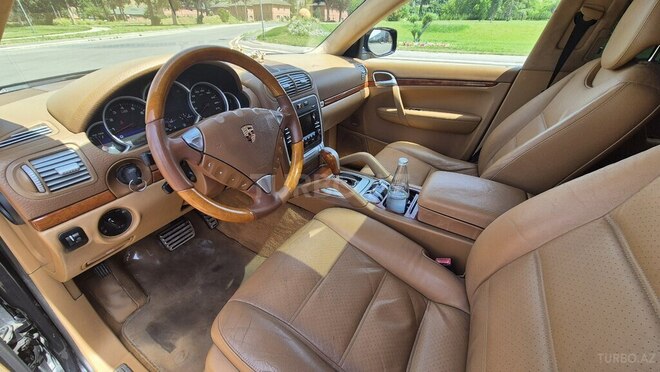 Porsche Cayenne 2009, 240,000 km - 4.8 l - Gəncə