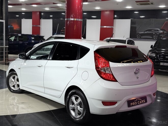 Hyundai Accent 2015, 230,000 km - 1.6 l - Bakı