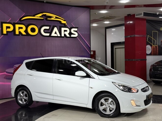 Hyundai Accent 2015, 230,000 km - 1.6 l - Bakı