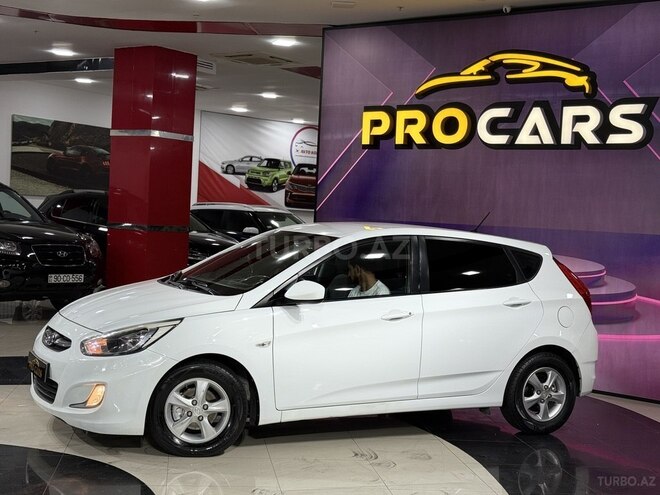 Hyundai Accent 2015, 230,000 km - 1.6 l - Bakı