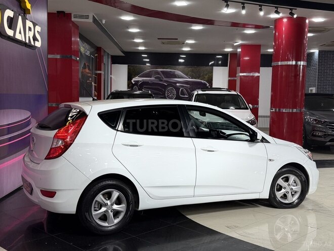 Hyundai Accent 2015, 230,000 km - 1.6 l - Bakı