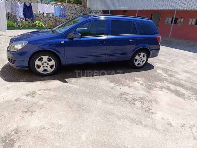Opel Astra 2006, 293,000 km - 1.6 l - Qusar