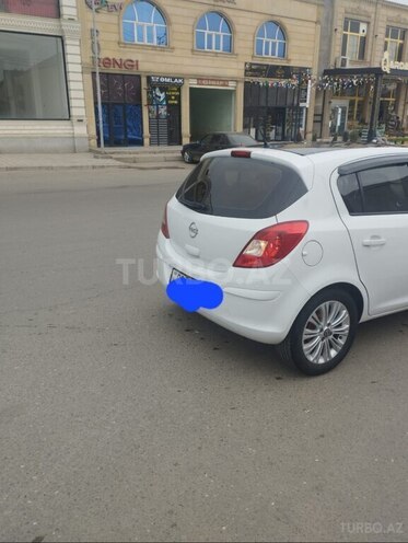 Opel Corsa 2013, 158,000 km - 1.4 l - Gəncə