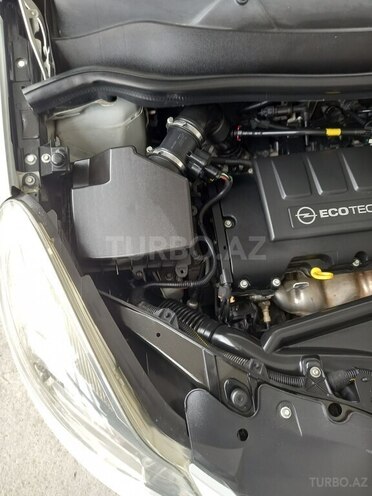Opel Corsa 2013, 158,000 km - 1.4 l - Gəncə