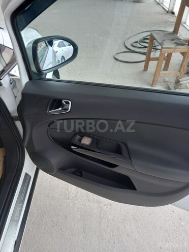 Opel Corsa 2013, 158,000 km - 1.4 l - Gəncə
