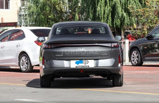 Changan Qiyuan A05 2025, 0 km - 1.5 л - Bakı
