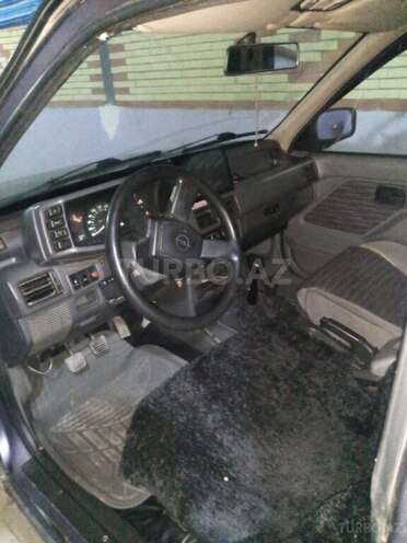 Opel Frontera 1995, 350,000 km - 2.4 l - Şəki