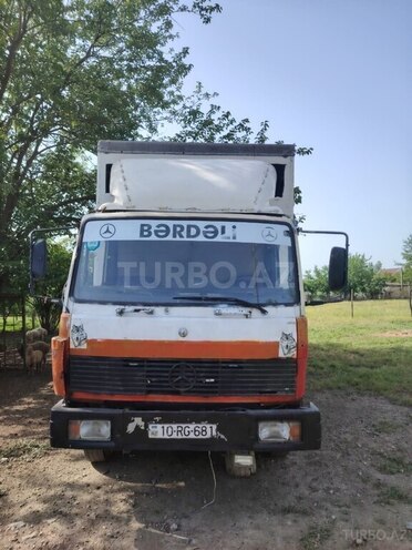Mercedes 809 D 1989, 648,815 km - 3.9 l - Bərdə