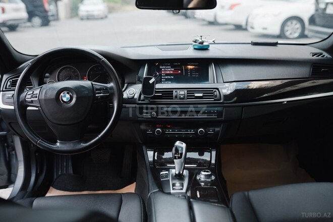 BMW 528-16