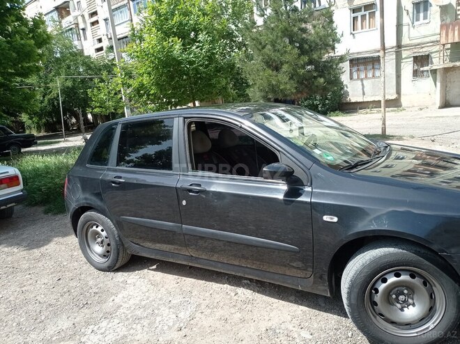 Fiat  2005, 328,000 km - 1.4 l - Gəncə