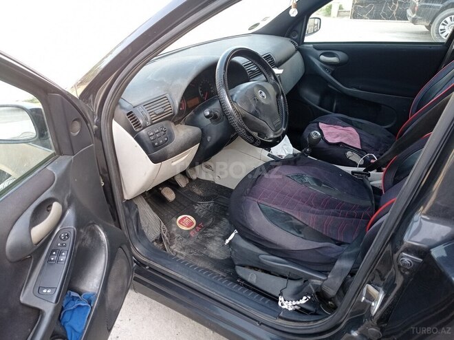 Fiat  2005, 328,000 km - 1.4 l - Gəncə