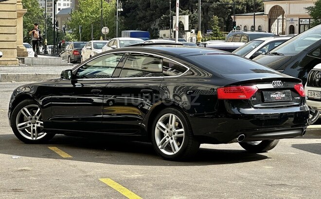 Audi A5 2013, 211,000 km - 2.0 l - Bakı