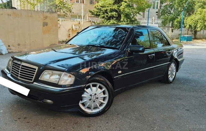 Mercedes C 200 1999, 263,509 km - 2.0 l - Bakı