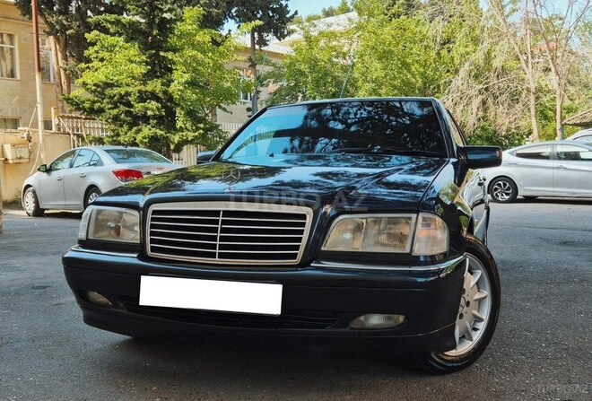 Mercedes C 200 1999, 263,509 km - 2.0 l - Bakı