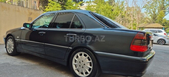 Mercedes C 200 1999, 263,509 km - 2.0 l - Bakı