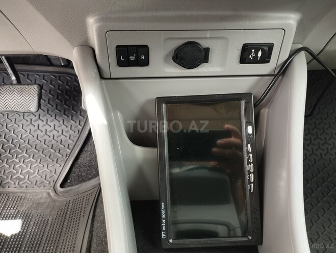 Toyota Prius V 2017, 115,873 km - 1.8 l - Bakı