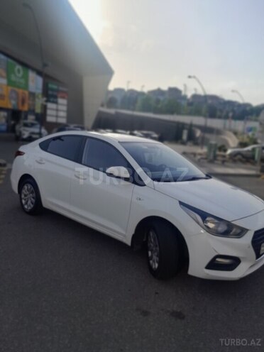 Hyundai Accent 2019, 233,000 km - 1.6 л - Bakı