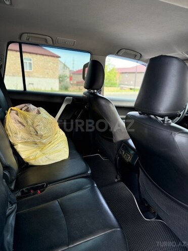 Toyota Land Cruiser Prado 2014, 143,000 km - 2.7 л - Zaqatala